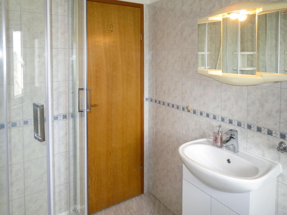 Holiday Home Tone By Interhome Привлака Екстер'єр фото